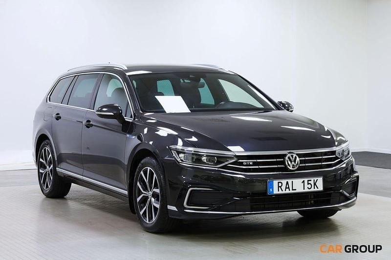 Begagnad VW Passat GTE 218 HK (160 kW) 2020 Mörkgrå (grå) Kombi