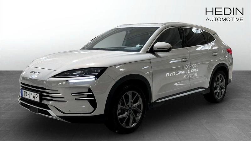 Ny 2025 BYD Seal U Boost SUV | 469 900 kr (Lite dyr) - Bild 1/4