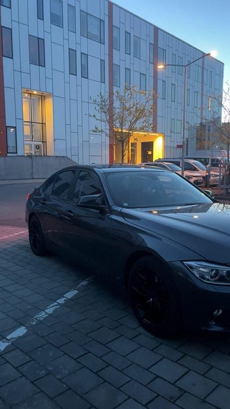 Begagnad BMW 328 245 HK (180 kW) 2012 Sedan