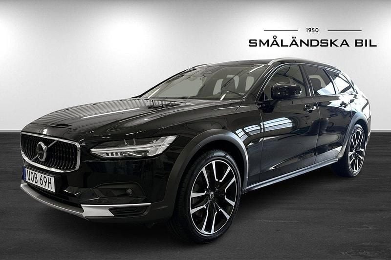 Svart Begagnad 2021 Volvo V90 CC Kombi | 359 000 kr (Dyr) - Bild 1/4