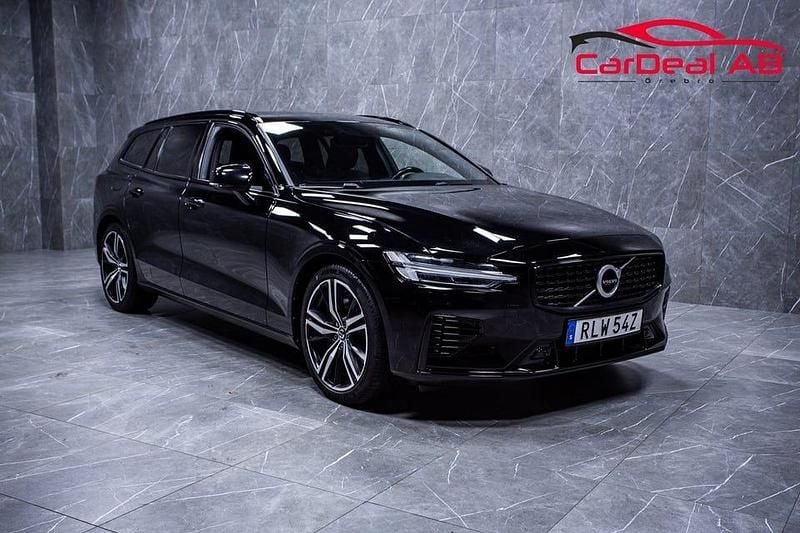 Svart Begagnad 2021 Volvo V60 R-Design Kombi | 259 800 kr (Lite dyr) - Bild 1/4