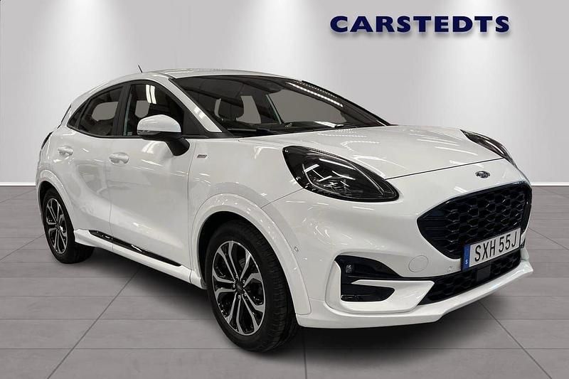 Vit Begagnad 2020 Ford Puma Gen-E ST-Line SUV | 179 900 kr (Marknadspris) - Bild 1/4