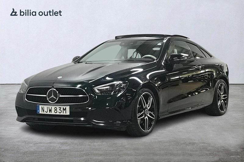 Grön Begagnad 2021 Mercedes E220 Avantgarde Sportkupé | 459 900 kr (Marknadspris) - Bild 1/4