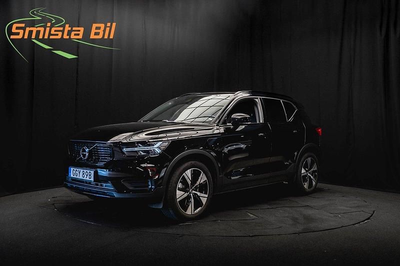 Svart Begagnad 2021 Volvo XC40 R-Design SUV | 398 900 kr (Dyr) - Bild 1/3