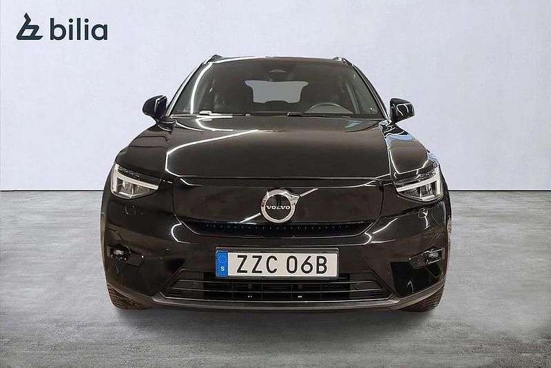Begagnad Volvo XC40 Plus 169 kW (231 HK) 2022 Svart SUV