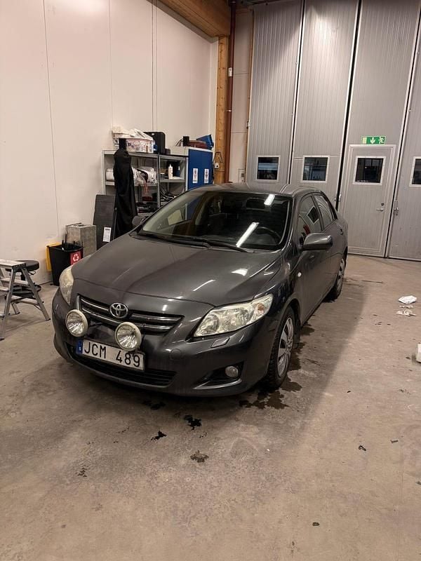 Begagnad Toyota Corolla 124 HK (91 kW) 2008 Sedan