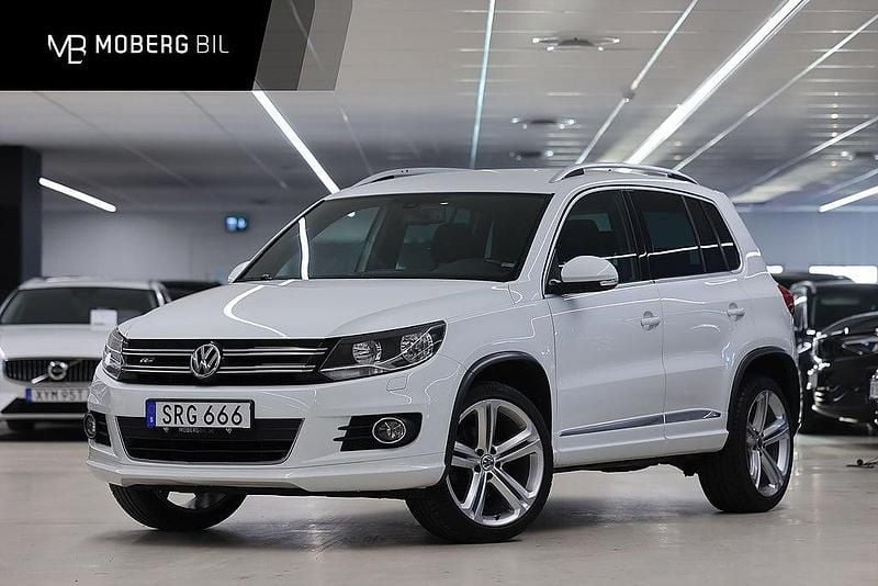 Vit Begagnad 2014 VW Tiguan R-line SUV | 119 900 kr (Marknadspris) - Bild 1/3