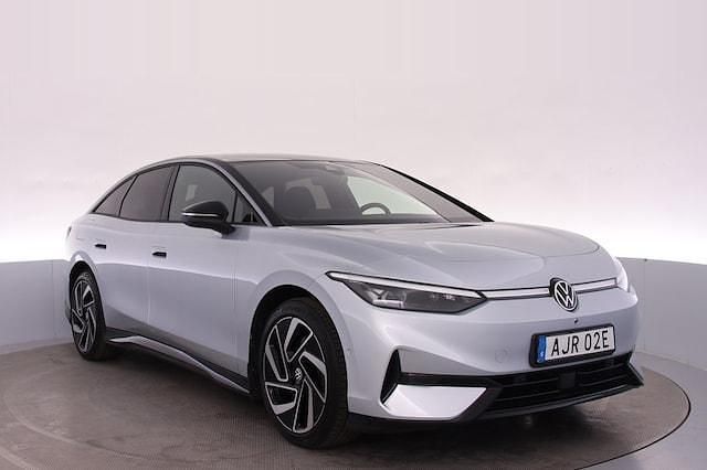Silver Begagnad 2024 VW ID.7 Pro Sedan | 499 000 kr (Marknadspris) - Bild 1/4
