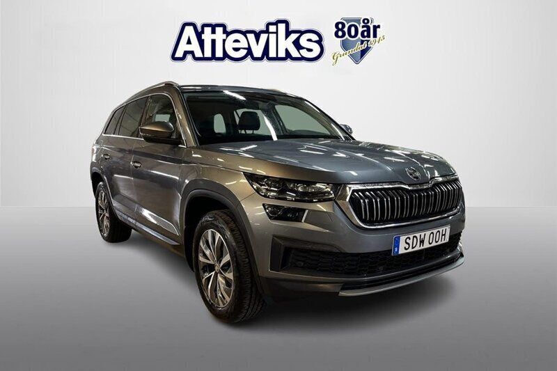 Grå Begagnad 2022 Skoda Kodiaq Business Line SUV | 379 900 kr (Lite dyr) - Bild 1/4