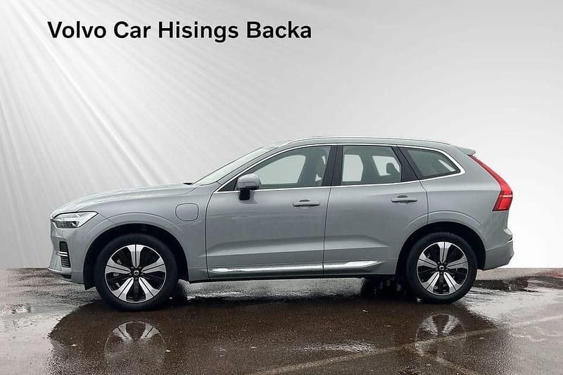 Begagnad Volvo XC60 Plus 355 HK (261 kW) 2024 Grå SUV