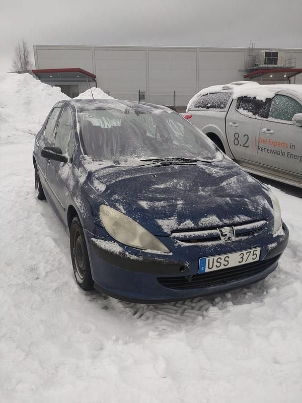 Begagnad 2004 Peugeot 307 | 3 900 kr (Superpris) - Bild 1/4