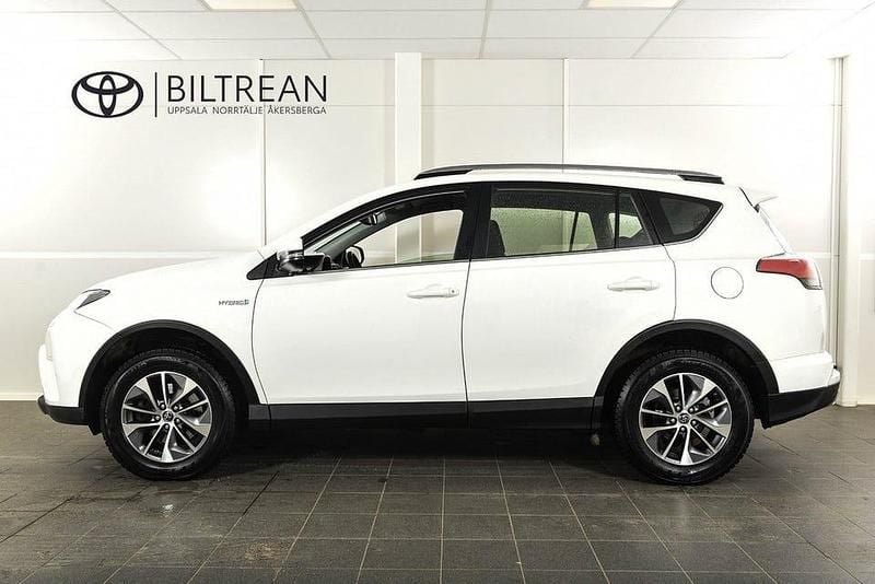 Begagnad Toyota RAV4 Hybrid Active 197 HK (144 kW) 2017 Vit SUV