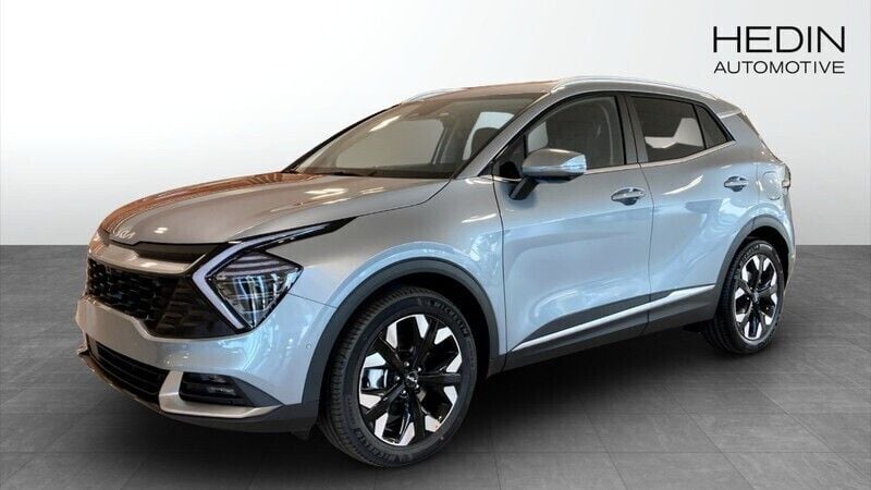 Grå (silver) Ny 2025 Kia Sportage Advance SUV | 469 475 kr (Marknadspris) - Bild 1/4