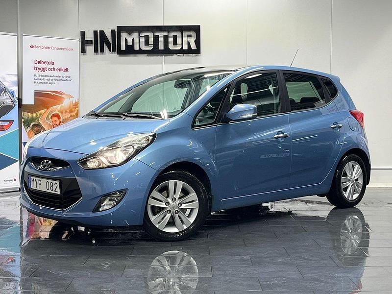 Ljusblå Begagnad 2012 Hyundai ix20 Minibuss | 104 900 kr (Lite dyr) - Bild 1/4