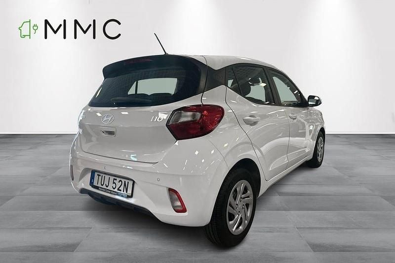 Ny Hyundai i10 Essential 63 HK (46 kW) 2025 Vit (atlas white) Halvkombi
