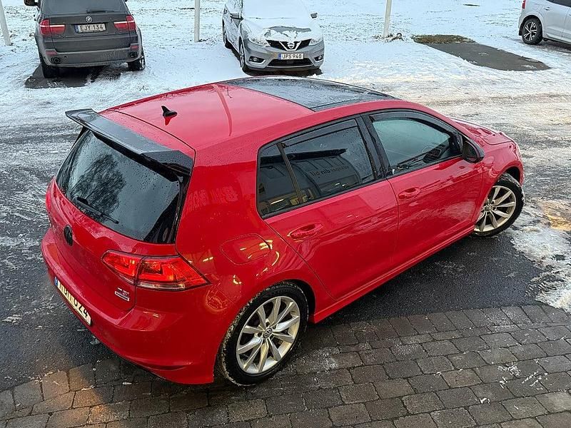 Begagnad VW Golf VII GT 150 HK (110 kW) 2016 Röd Halvkombi