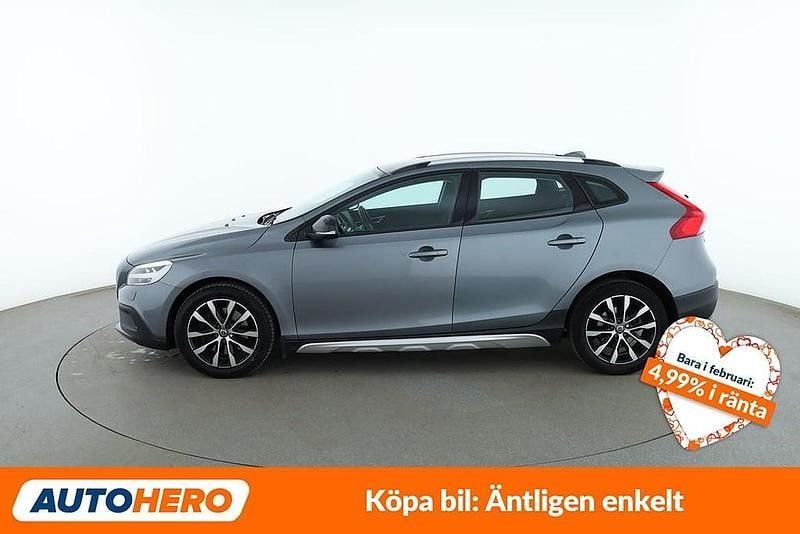 Begagnad Volvo V40 150 HK (110 kW) 2019 Grå Halvkombi