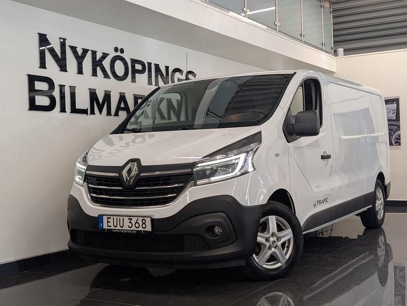 Vit Begagnad 2020 Renault Trafic Van | 198 800 kr (Bra pris) - Bild 1/4