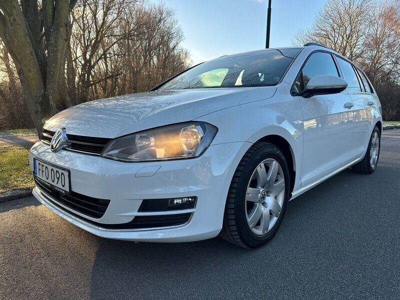 Vit Begagnad 2014 VW Golf VII GT Kombi | 95 900 kr (Marknadspris) - Bild 1/4