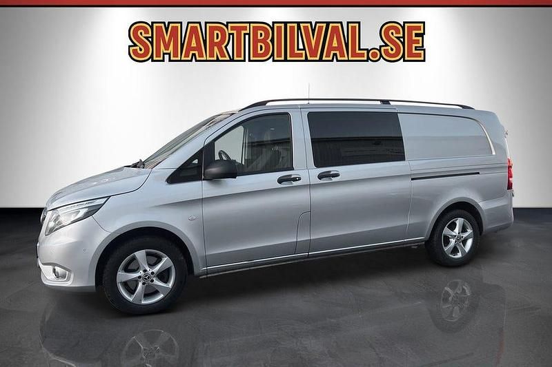 Begagnad Mercedes Vito 190 HK (139 kW) 2018 Silvermetallic Van