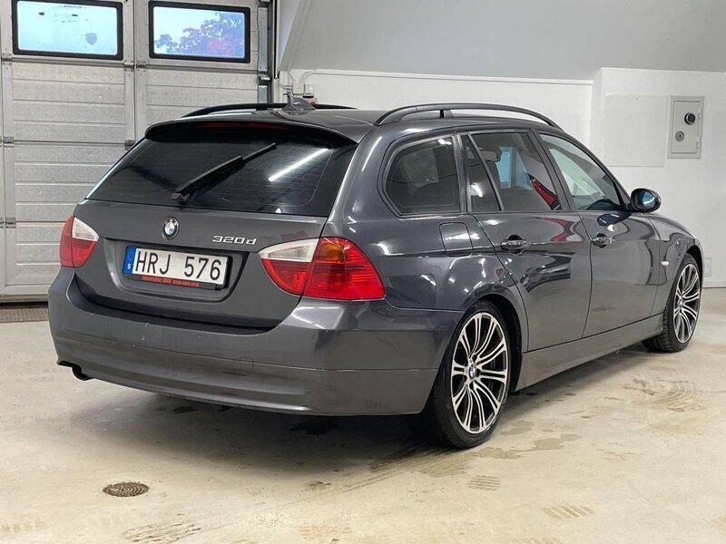 BMW 320 d xDrive Touring Advantage used buy in Pfullingen Price 27000 eur -  Int.Nr.: 1007 SOLD