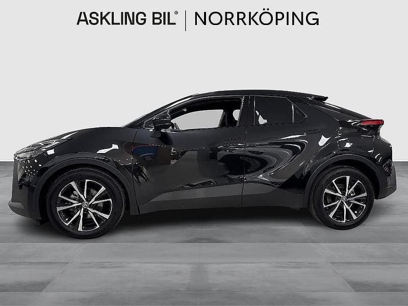 Begagnad Toyota C-HR Style 140 HK (102 kW) 2024 Svart SUV