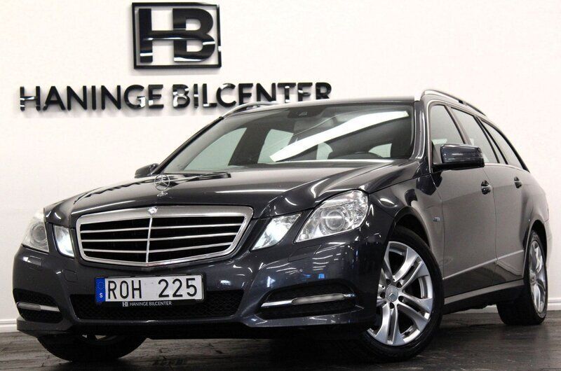 Mörkgrå (grå) Begagnad 2011 Mercedes E220 Avantgarde Kombi | 109 900 kr (Marknadspris) - Bild 1/4
