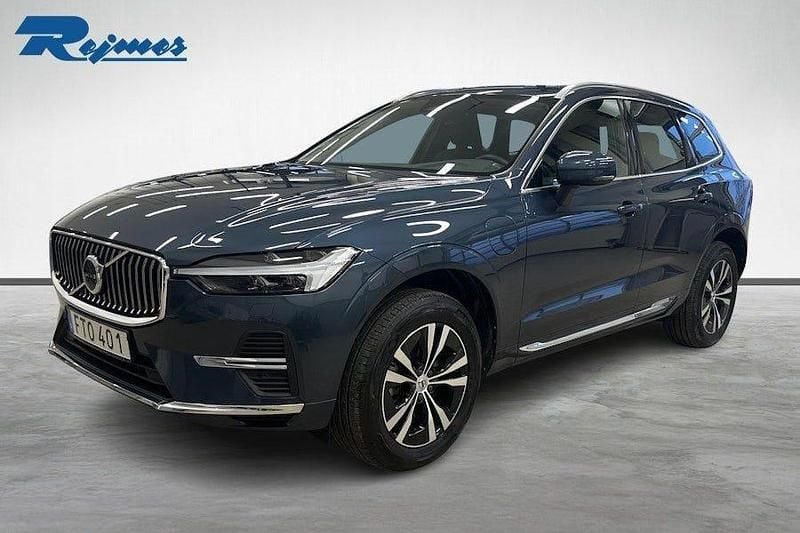 Begagnad Volvo XC60 Core 253 HK (186 kW) 2023 Denim blue metallic SUV