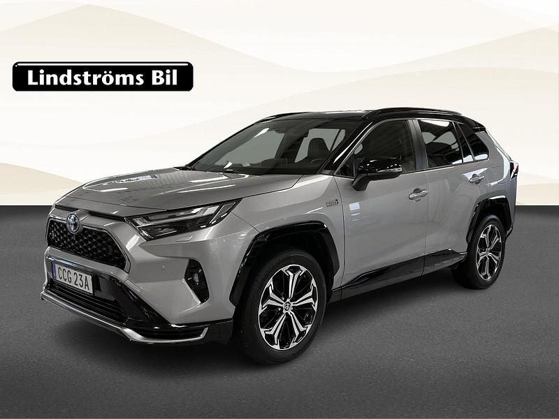 Grå Begagnad 2022 Toyota RAV4 Hybrid Style SUV | 409 900 kr (Lite dyr) - Bild 1/3