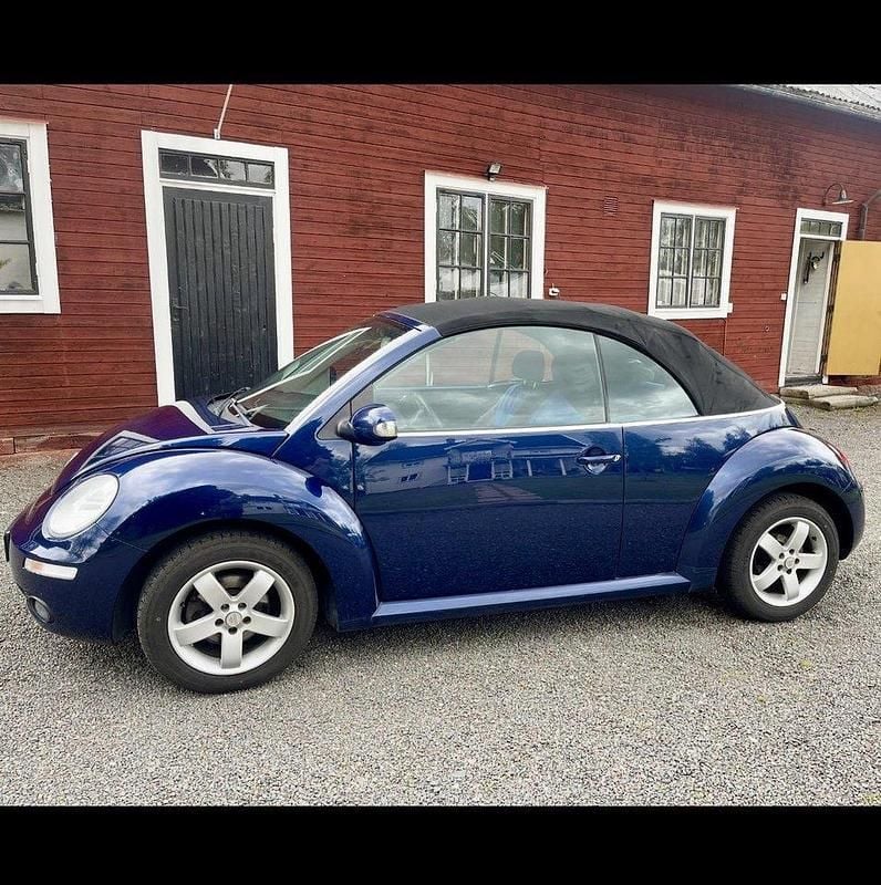 Blå Begagnad 2007 VW Beetle Cab | 80 000 kr (Marknadspris) - Bild 1/1
