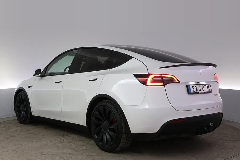 Begagnad Tesla Model Y Performance 392 kW (534 HK) 2023 Vit SUV