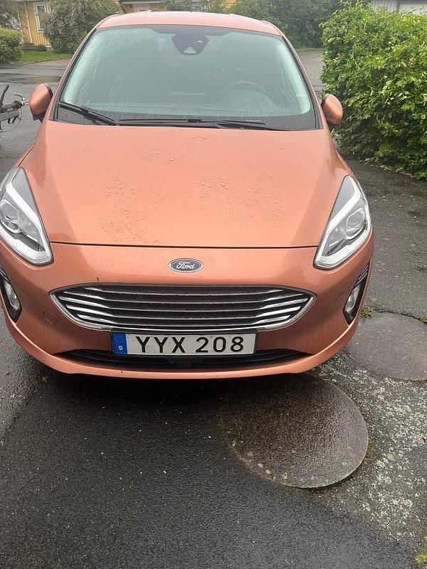 Begagnad Ford Fiesta 100 HK (73 kW) 2018 Halvkombi