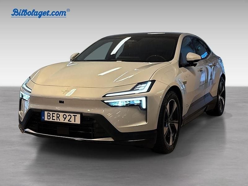 Silver Begagnad 2025 Polestar 4 Long Range Dual motor SUV | 649 000 kr (Marknadspris) - Bild 1/3