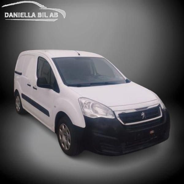 Vit Begagnad 2017 Peugeot Partner Minibuss | 66 999 kr (Marknadspris) - Bild 1/3