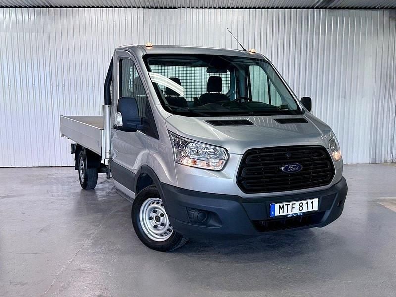 Vit Begagnad 2015 Ford Transit Van | 129 500 kr (Superpris) - Bild 1/4