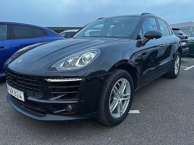 Svart Begagnad 2017 Porsche Macan S SUV | 399 500 kr (Bra pris) - Bild 1/3