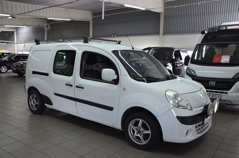 Vit Begagnad 2010 Renault Kangoo Minibuss | 39 900 kr (Lite dyr) - Bild 1/4