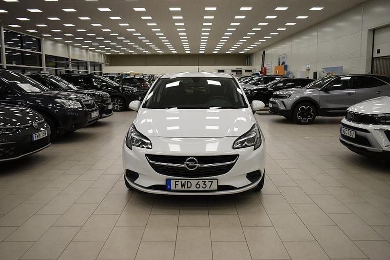 Vit Begagnad 2015 Opel Corsa Enjoy Halvkombi | 89 900 kr (Dyr) - Bild 1/4