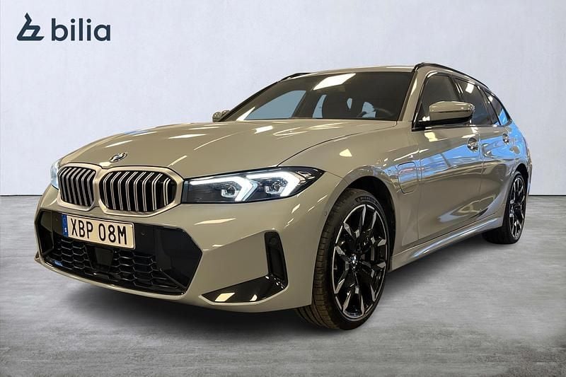 Begagnad BMW 330 M Sport 292 HK (214 kW) 2025 Grå Kombi