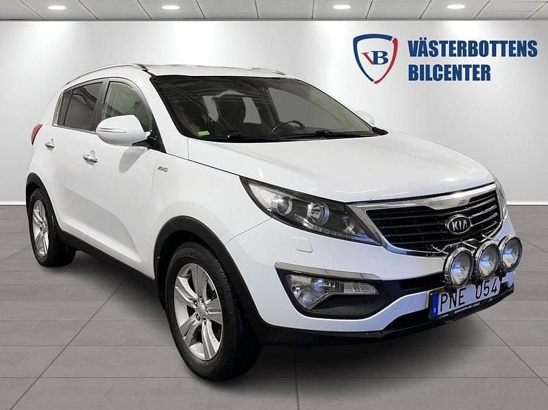 Vit Begagnad 2012 Kia Sportage EX SUV | 99 000 kr (Marknadspris) - Bild 1/4