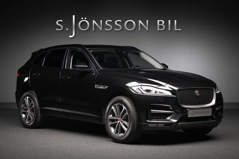 Svart Begagnad 2019 Jaguar F-Pace R-Sport SUV | 299 000 kr (Marknadspris) - Bild 1/4