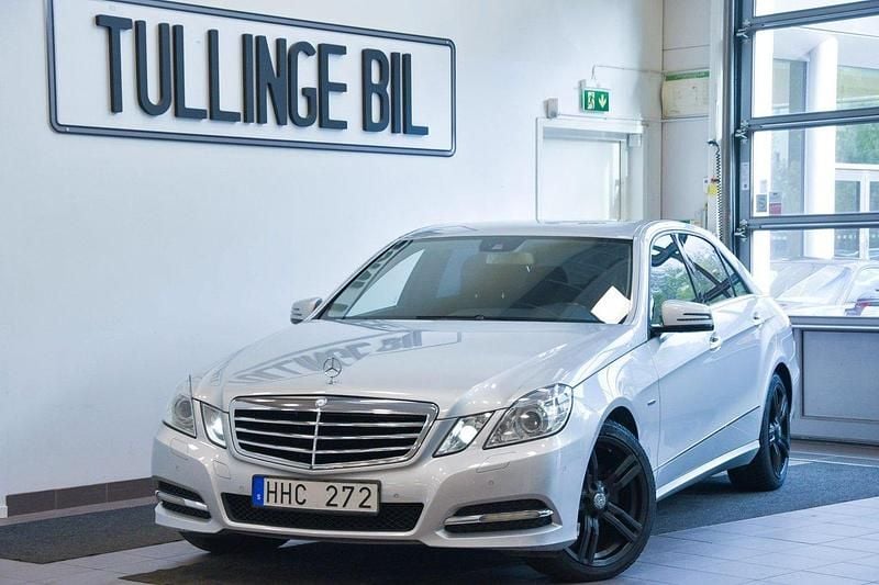 Silver Begagnad 2010 Mercedes E220 Avantgarde Sedan | 109 900 kr (Bra pris) - Bild 1/4