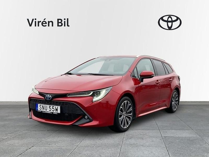 Röd Begagnad 2019 Toyota Corolla Style Kombi | 215 000 kr (Lite dyr) - Bild 1/4