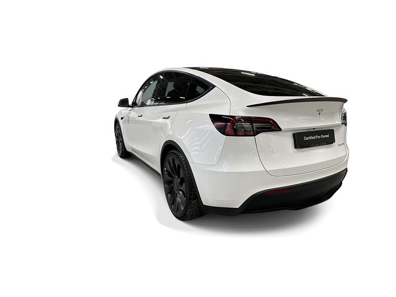 Begagnad Tesla Model Y Performance 392 kW (534 HK) 2023 Vit SUV