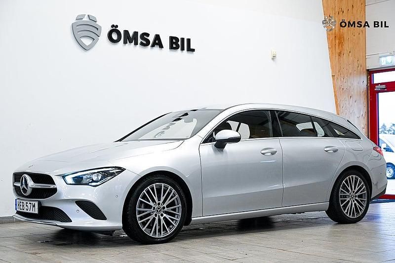 Begagnad Mercedes CLA200 Shooting Brake 2021 Silver Kombi