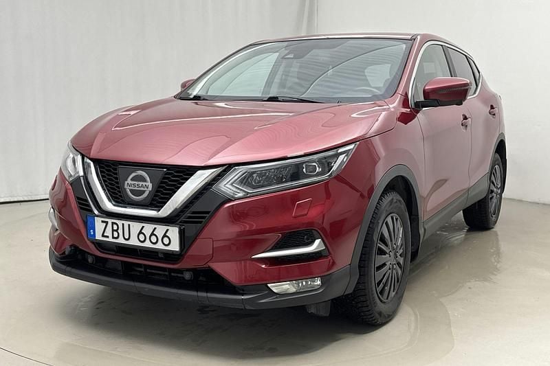 Röd Begagnad 2018 Nissan Qashqai SUV | 140 000 kr (Marknadspris) - Bild 1/4