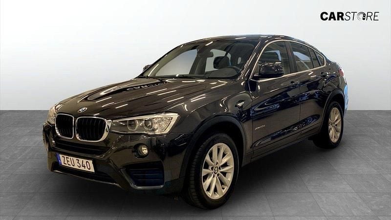 Grå Begagnad 2018 BMW X4 SUV | 214 900 kr (Superpris) - Bild 1/4