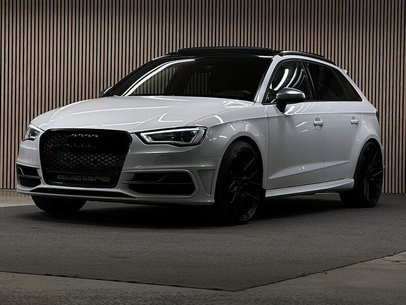 Vit Begagnad 2015 Audi S3 Comfort Halvkombi | 279 000 kr - Bild 1/4