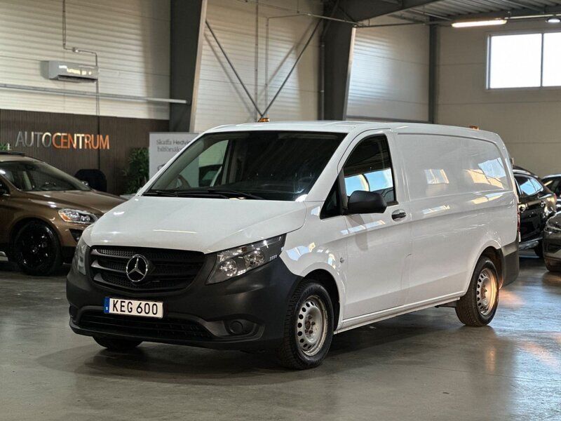 Vit Begagnad 2016 Mercedes Vito Minibuss | 119 900 kr (Bra pris) - Bild 1/4