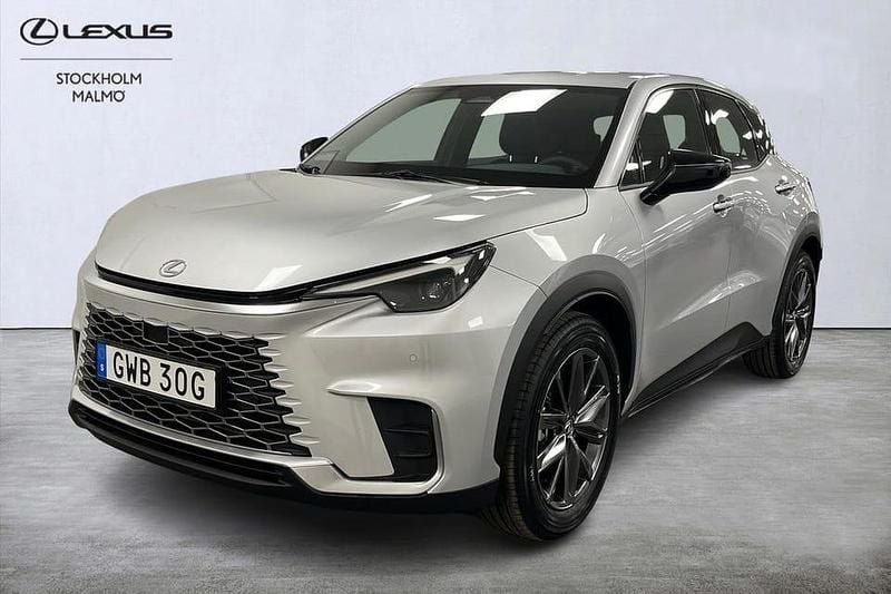 Ny Lexus LBX 137 HK (100 kW) 2025 Silver SUV
